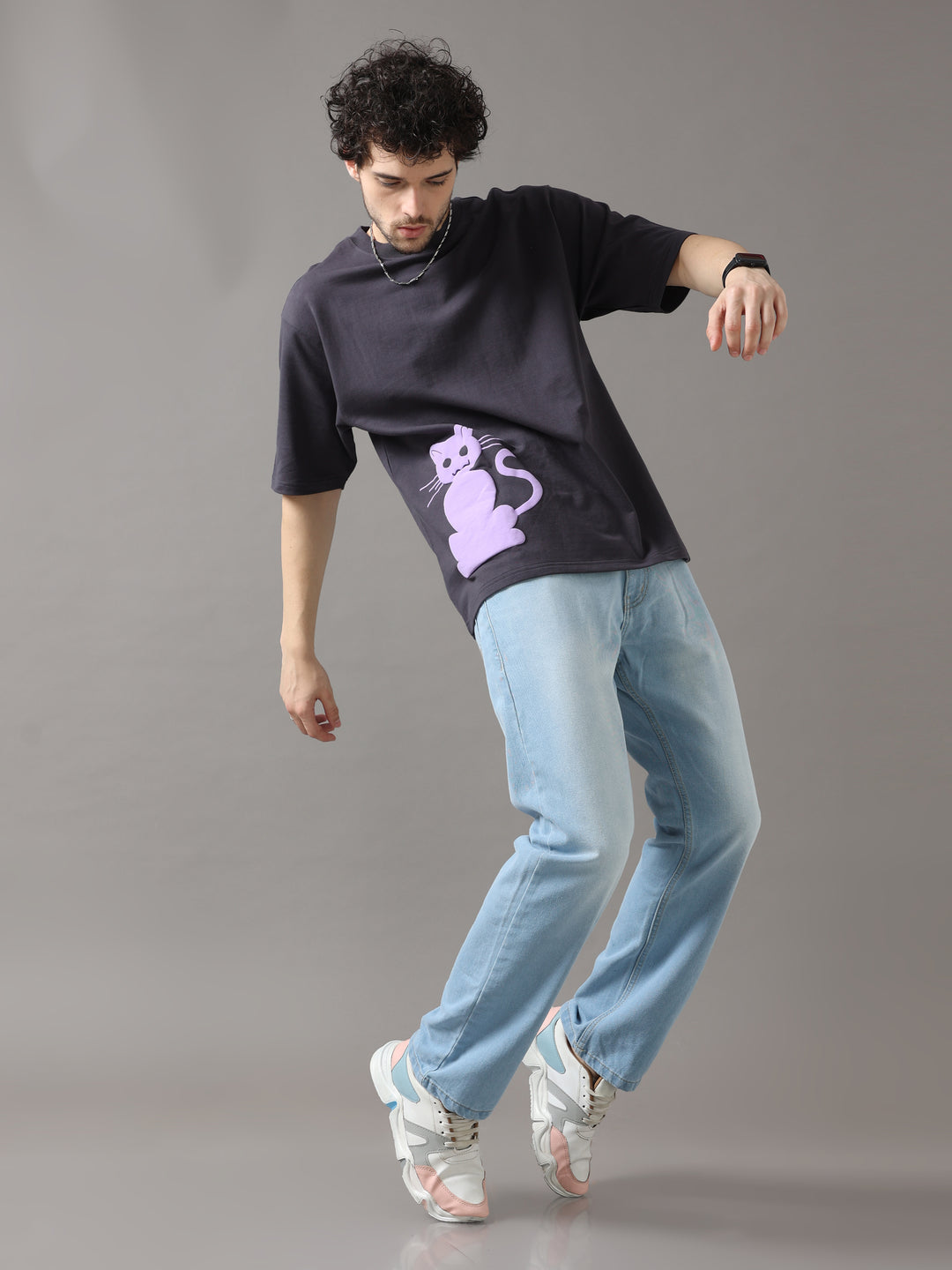 FORTUNE CAT BLACK OVERSIZED T-SHIRT