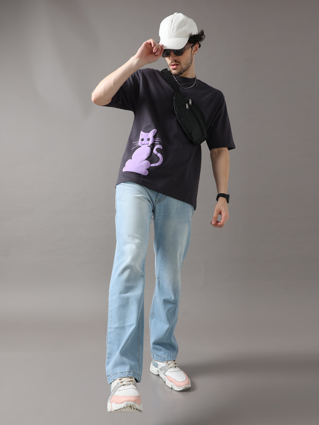 FORTUNE CAT BLACK OVERSIZED T-SHIRT