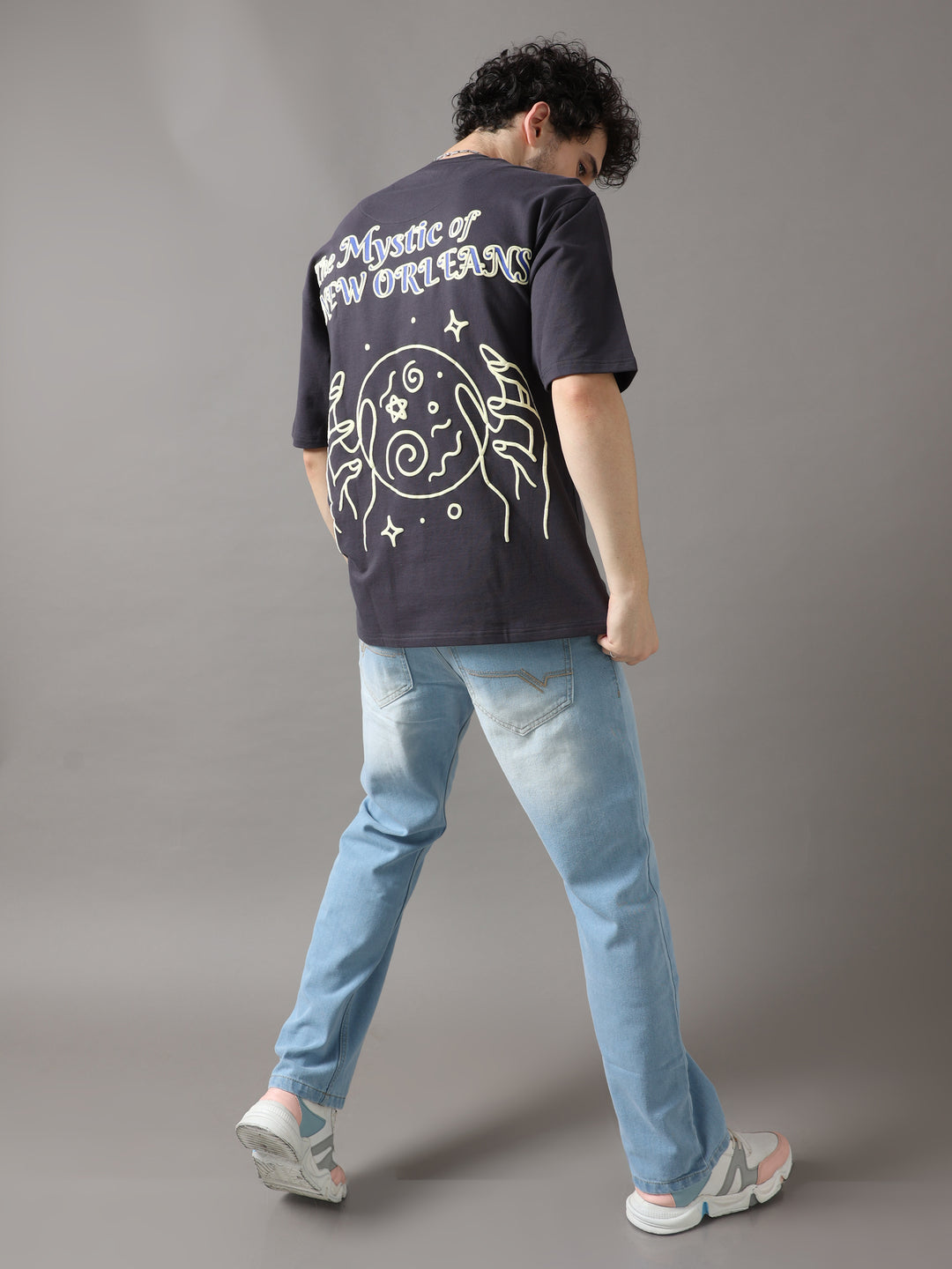 MYSTIC BLACK OVERSIZED T-SHIRT
