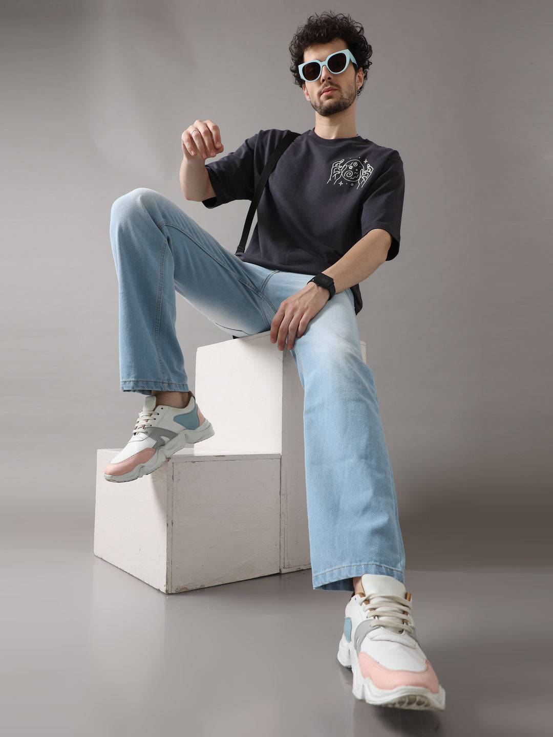MYSTIC BLACK OVERSIZED T-SHIRT