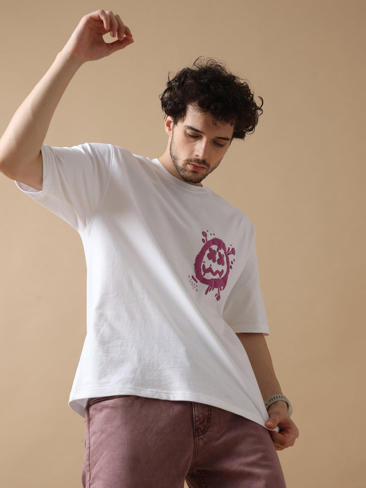 WHITE GRAFFITI SMILEY OVERSIZED T-SHIRT