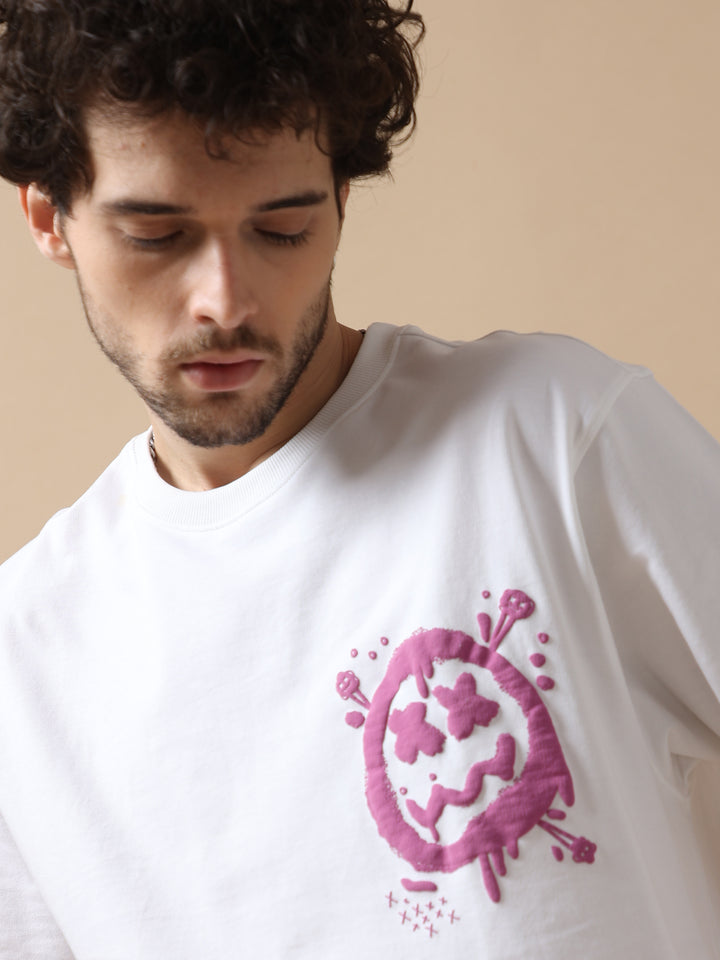WHITE GRAFFITI SMILEY OVERSIZED T-SHIRT