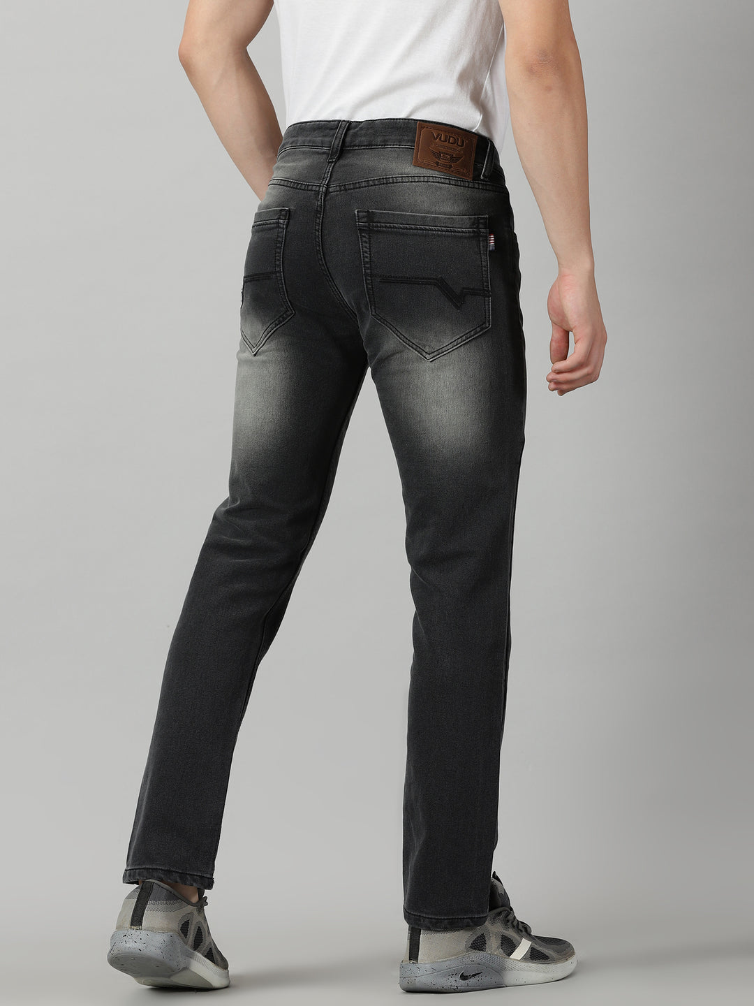 VUDUBlack Tinted JeansSlim Fit