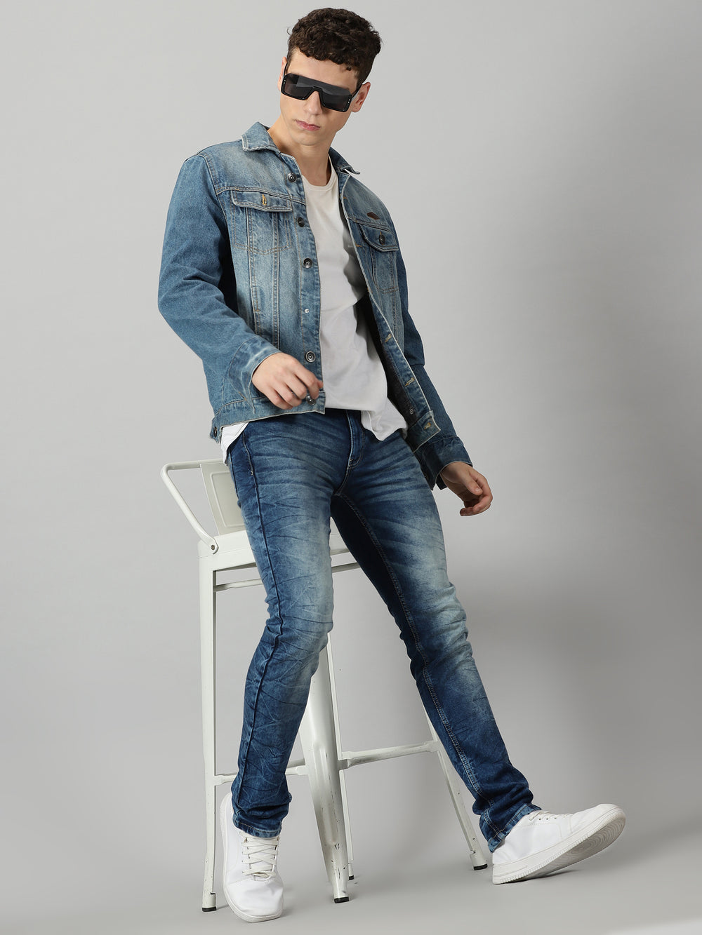 VUDUCrinkle washed Navy JeansSlim Fit