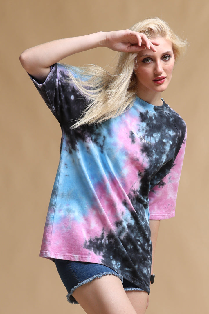 URBAN AURORA TIE-DYE OVERSIZED WOMEN'S T-SHIRT