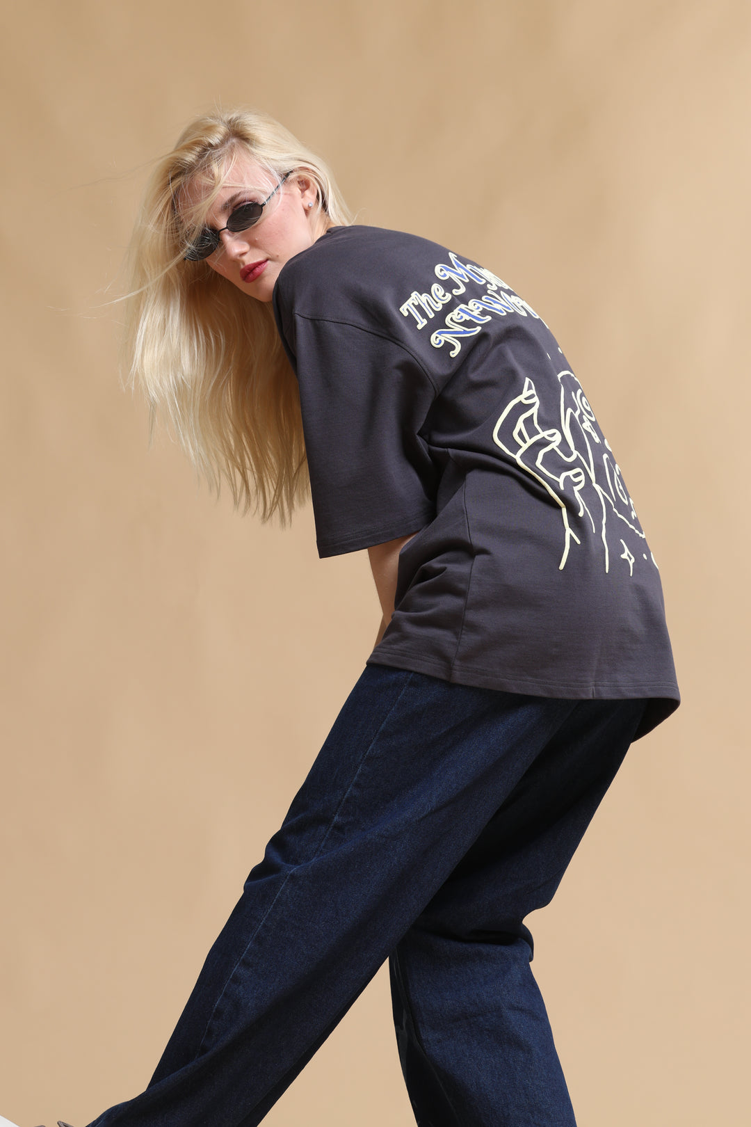 MYSTIC BLACK OVERSIZED WOMEN'S T-SHIRT