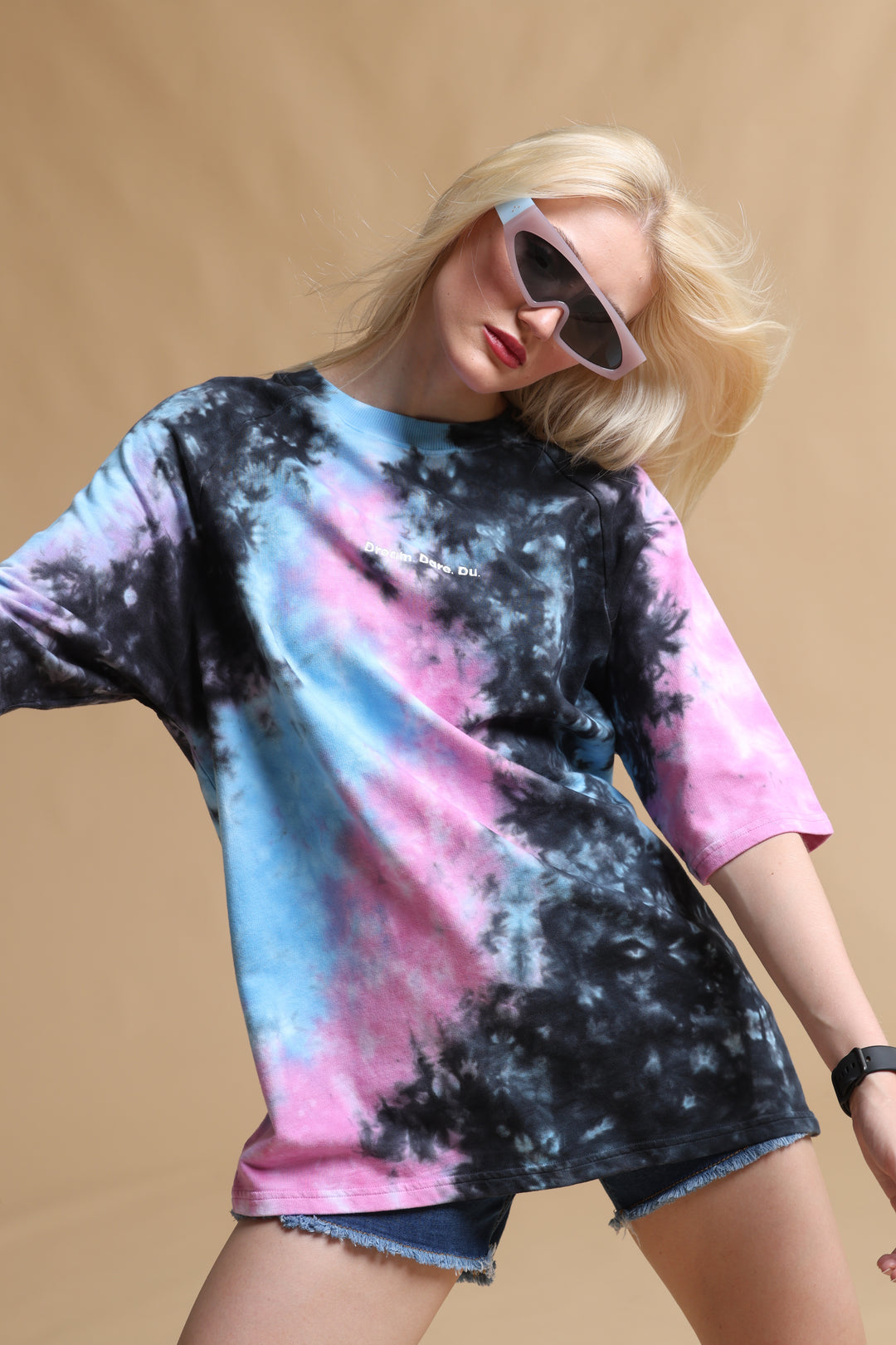 URBAN AURORA TIE-DYE OVERSIZED WOMEN'S T-SHIRT