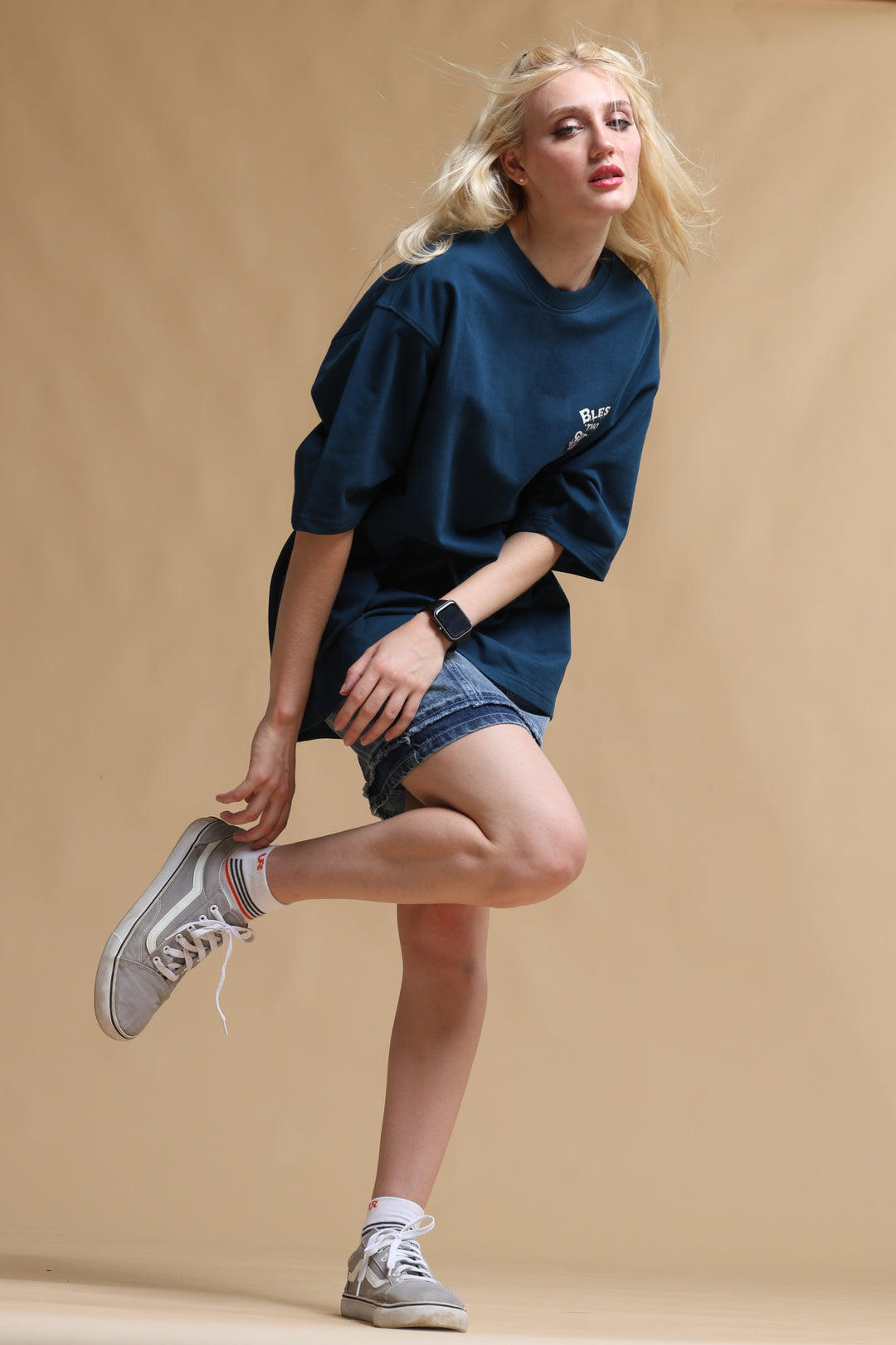 SKULL NAVY OVERSIZED WOMEN'S T-SHIRT