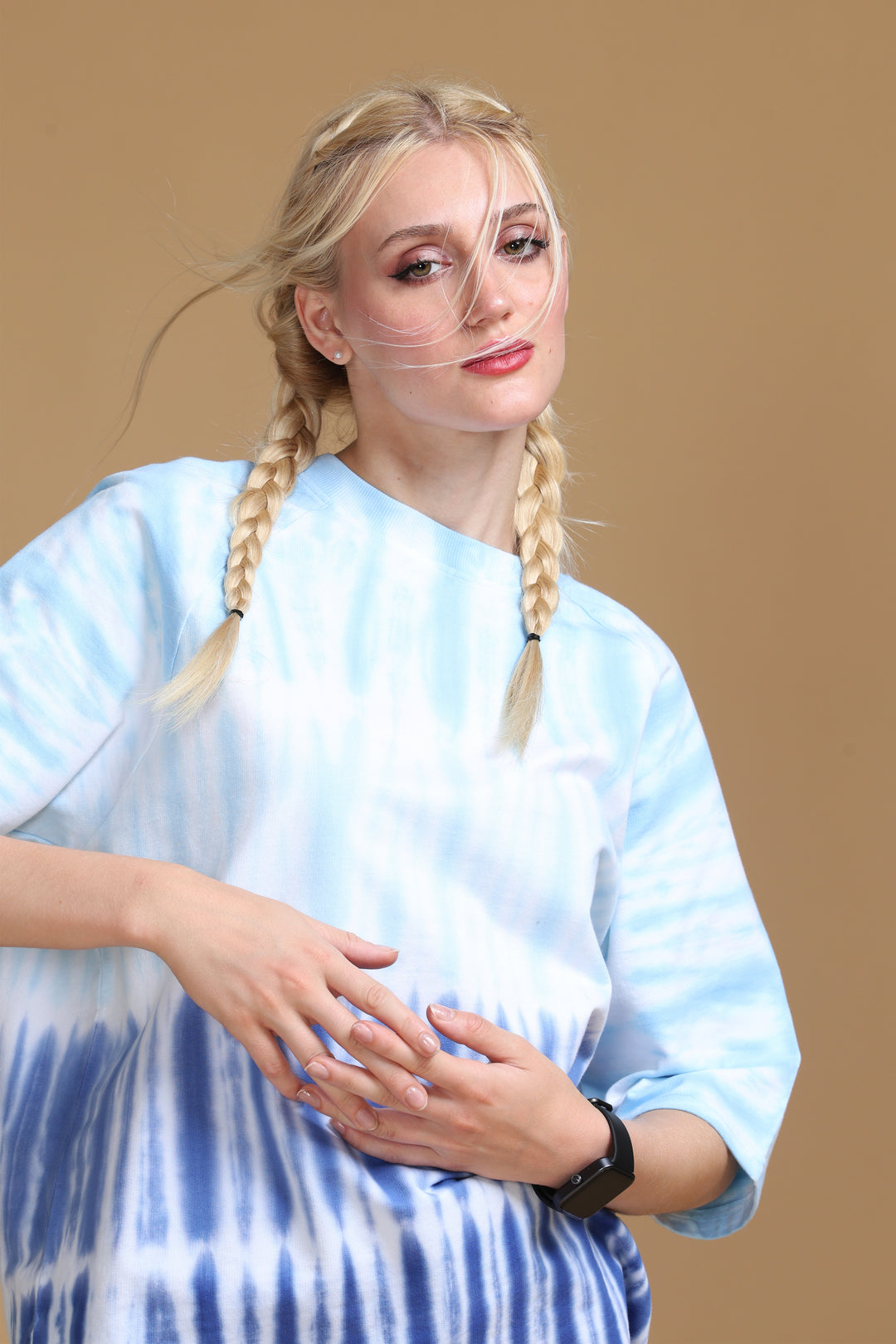 SKY WHISPER TIE-DYE OVERSIZED WOMEN'S T-SHIRT
