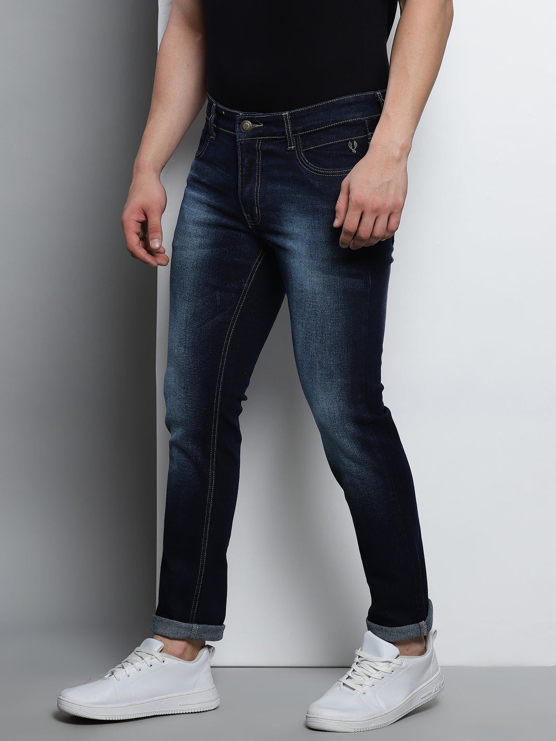 VUDUIndigo Blue DenimSlim Fit